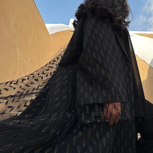 عبايه كتان مع تل مذهب