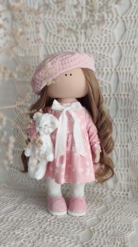 الدمية شادن كبير