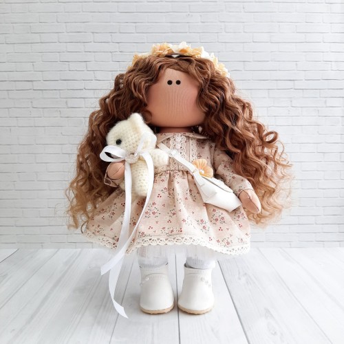 الدمية هتون