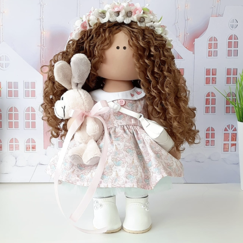 الدمية كيان