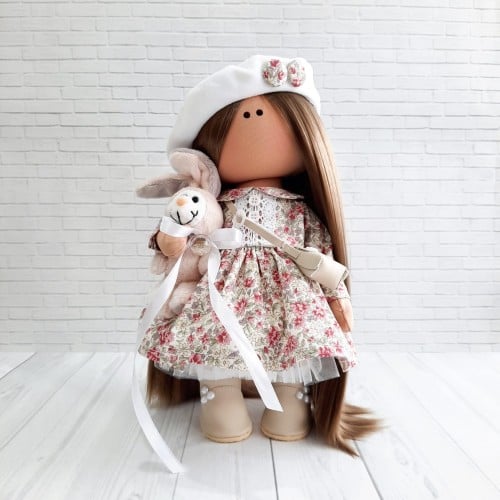 الدمية  نوارة