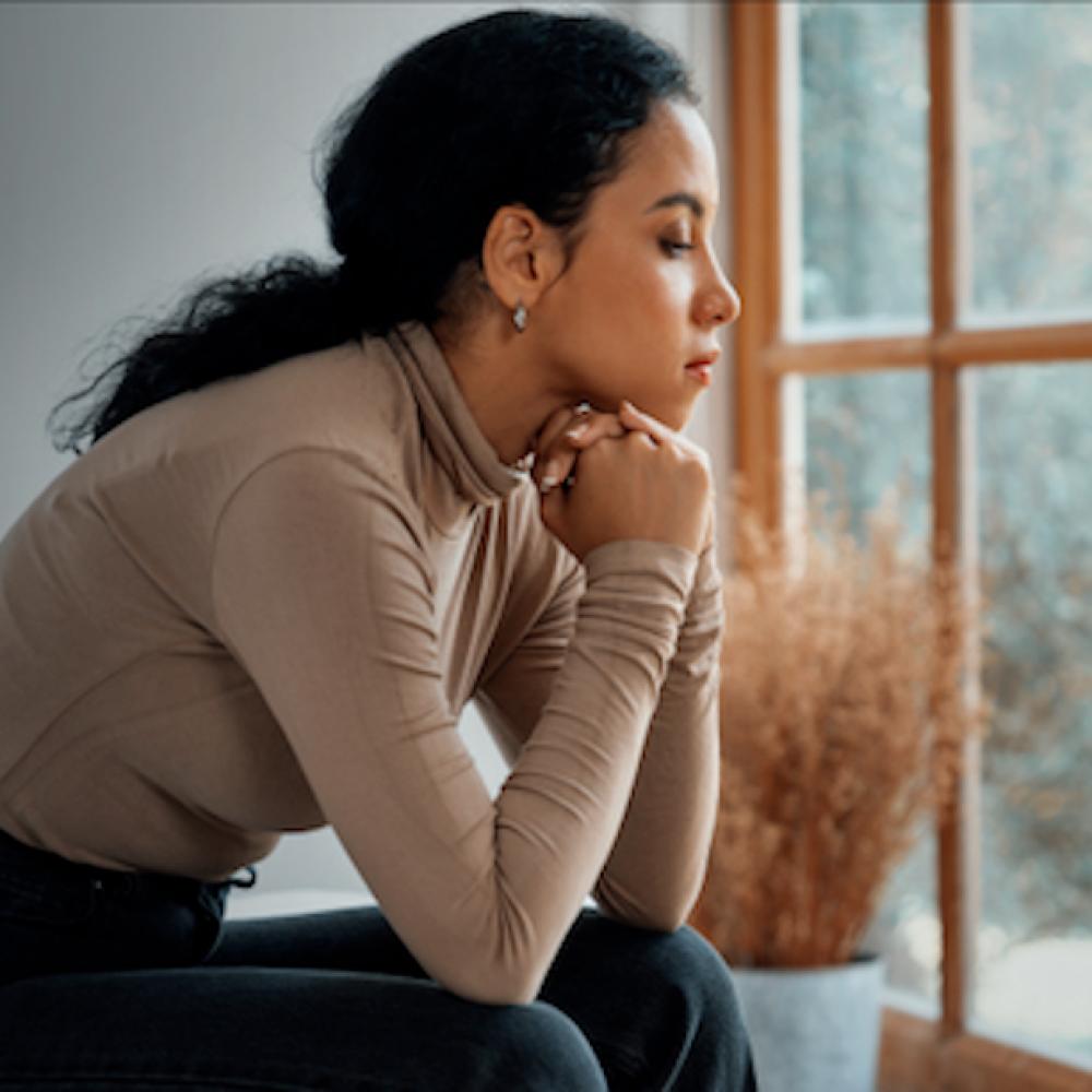 هل يعاني جسمك من إشارات غير مألوفة؟ تعلم كيف تميز علامات تحذير الجسم التي قد تشير إلى مشاكل صحية، وتعرف متى يجب عليك الانتباه والبحث عن العلاج.