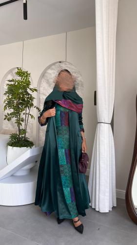 عباية تفته باللون الزيتي