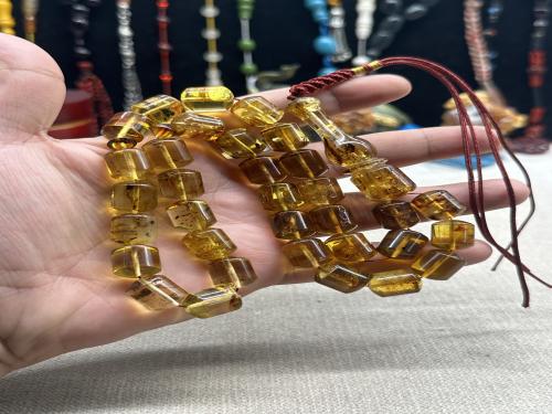 كهرمان كلنغرادي صندوقي ٤٤ جرام ١١ مل ٣٣ خرزه