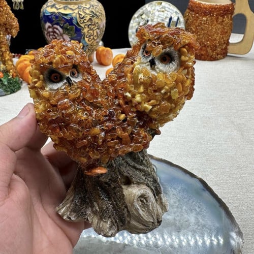 تحفه حجم وسط من الكهرمان الطبيعي