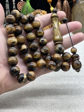 نوادر اليسر ذهبي قص دائري تمليكه ١٤ مل