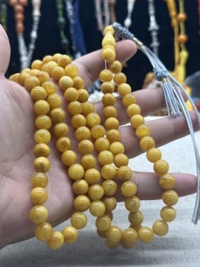 كهرمان بولندي قديم ١٠ مل ٤٤ جرام ٩٩ خرزه