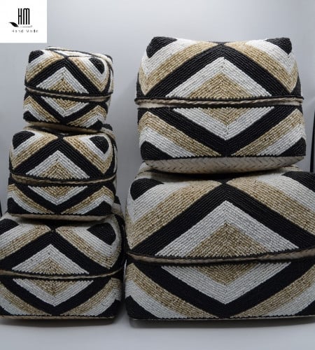 صناديق من الخوص الطبيعي مكونه من 5 صناديق بداخل بعضها بغطاء لكل صندوق (25سم،20سم،16سم،13سم،10سم)