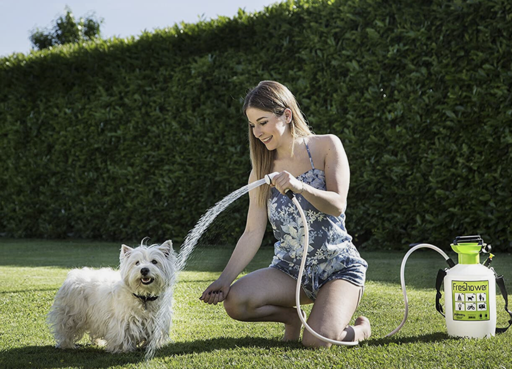 Italian water sprayer for gardens, trips, and ablution, 7 liters