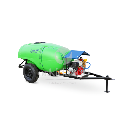 AZOUF spray pump with a 1000-liter tank, two 100m Korean hoses, a