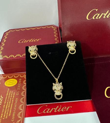 Conor mcgregor cartier shop necklace