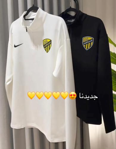 سويتر نادي الاتحاد بعدة الوان