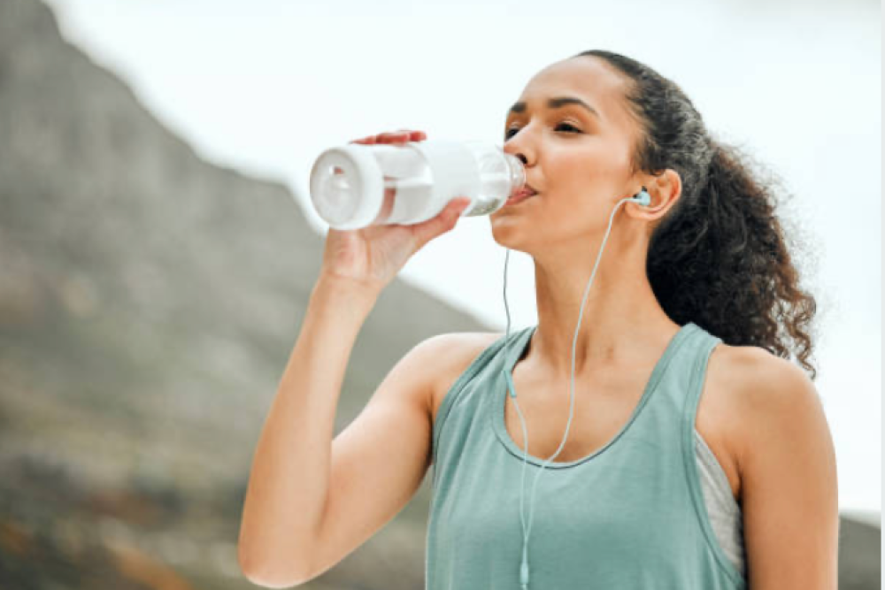 لماذا يعتبر الماء سر فعالية اي حمية غذائية