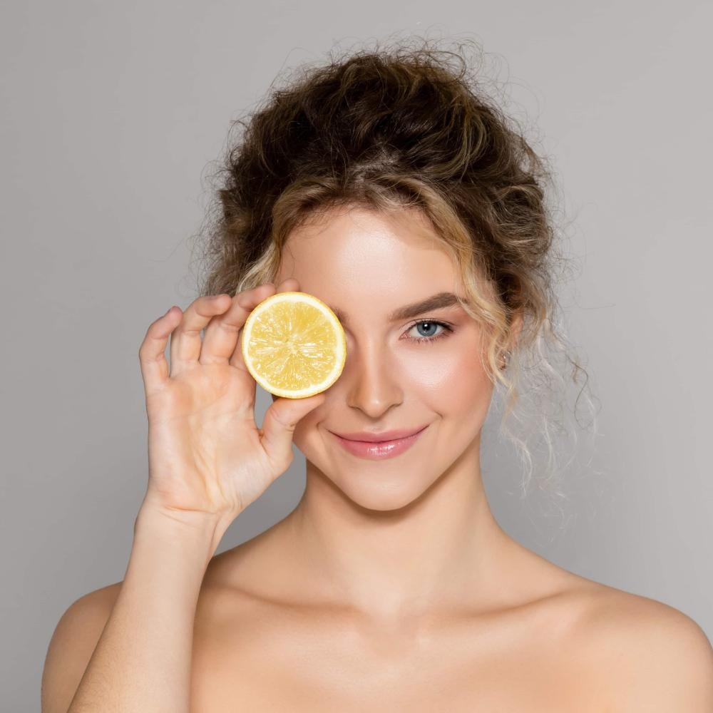 هل يمكن أخذ الكولاجين وفيتامين C معًا؟