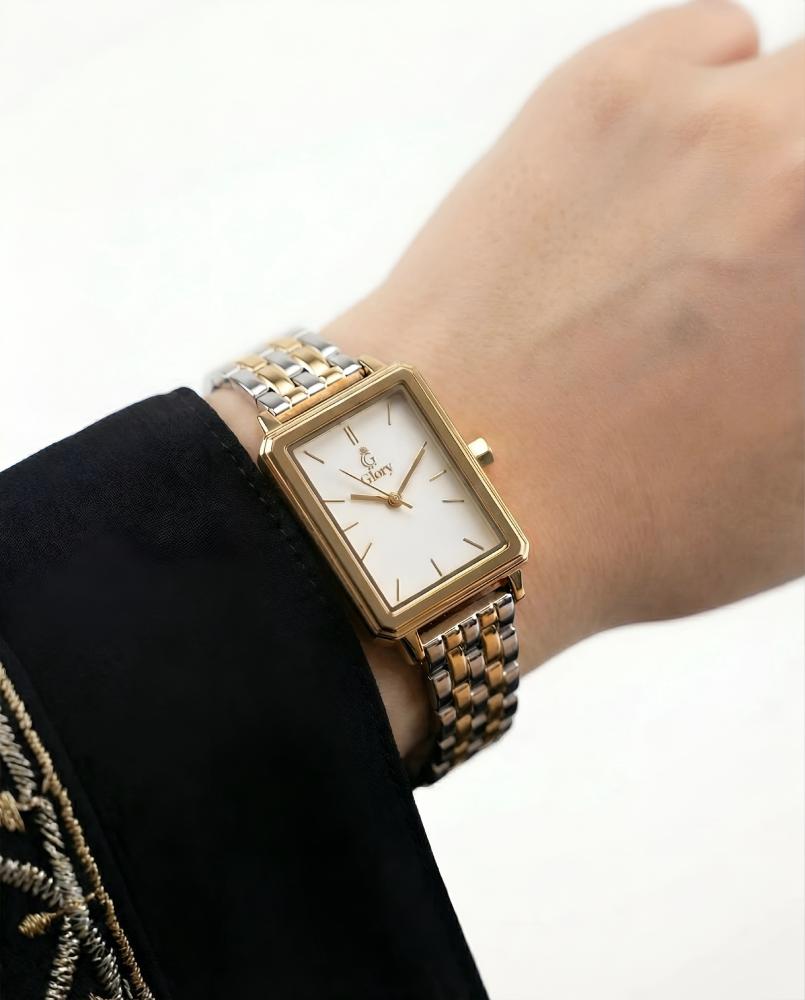 مدونة جلوري : كيف تختارين ساعة نسائية فاخرة تدوم؟ دليل شامل للساعات الذهبية وثنائية اللون 2026