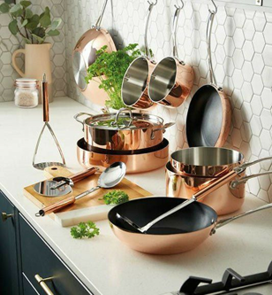 كيف تختار أدوات المطبخ المناسبة: دليل شامل للمبتدئين والمحترفين