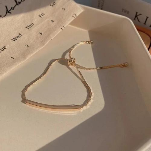 سوار للنساء