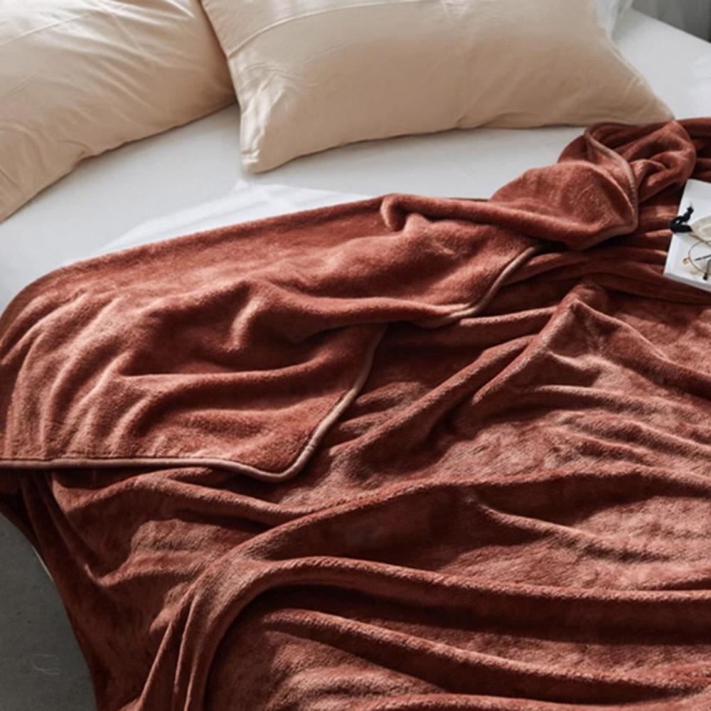بطانية تدفئة مخمل ناعم 100*150 سم- توفر دفء وراحة، سهلة الحمل والتخزين، سهلة التنظيف،ضمان سنتان