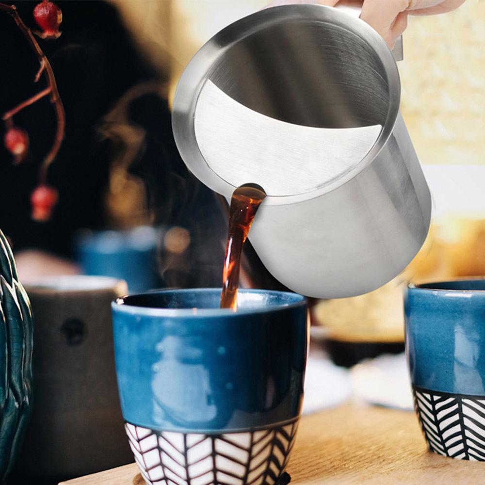 مفواح القهوة ستانلس ستيل عالي الجودة نقي 0.8 لتر - متينة وطويلة العمر، تحمل الطابع التراثي، مناسبة للاستخدامات المتعددة،ضمان سنتان