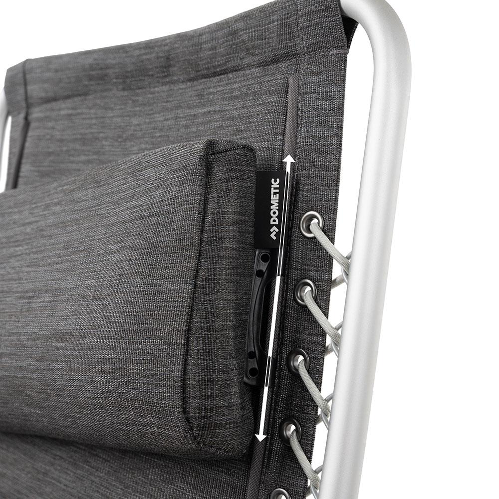 Folding travel chair, 150 kg capacity, easy to use