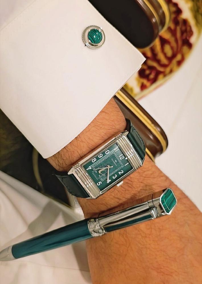 طقم ساعة و قلم و كبك فضي و أخضر 67