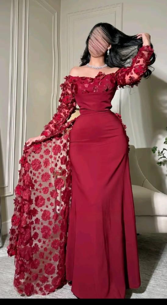 فستان احمر انيق