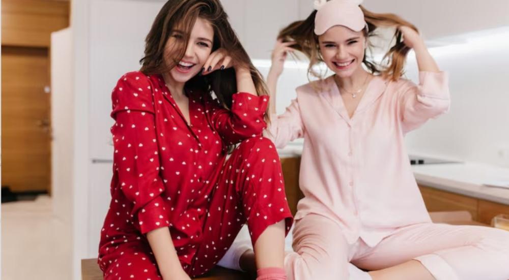 Home-clothing-models