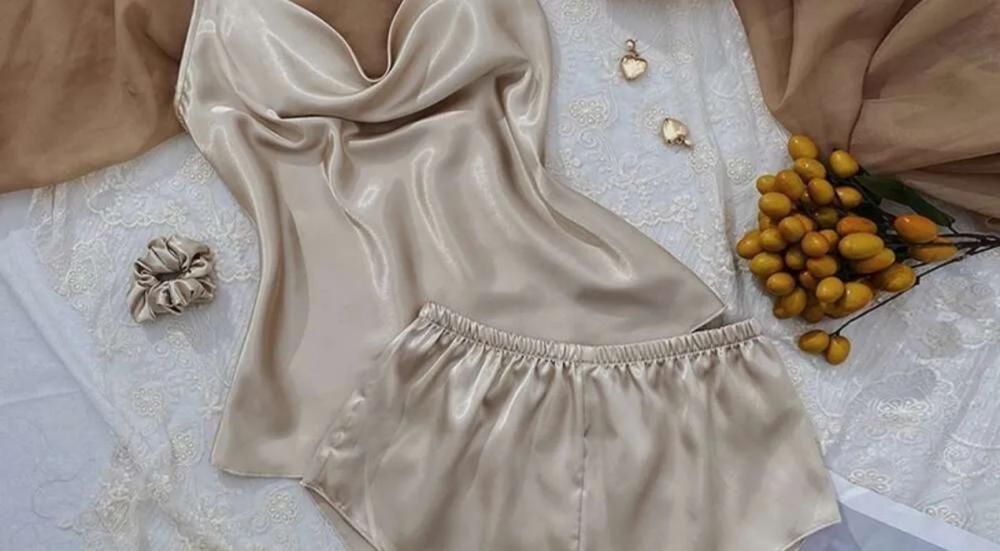 ملابس نوم نسائية قطعتين