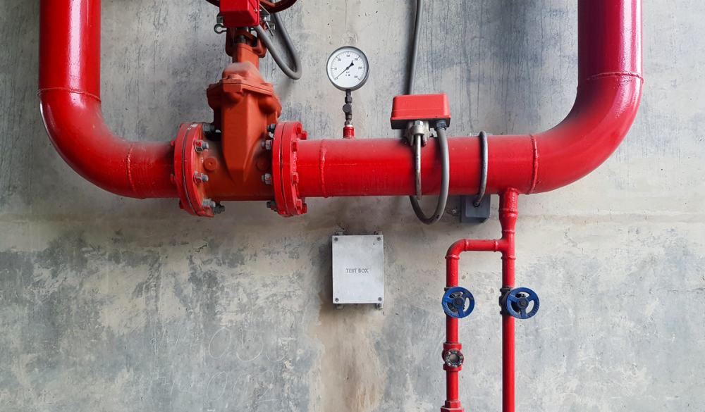 كيفية اختيار نظام مكافحة الحرائق المناسب لمؤسستك