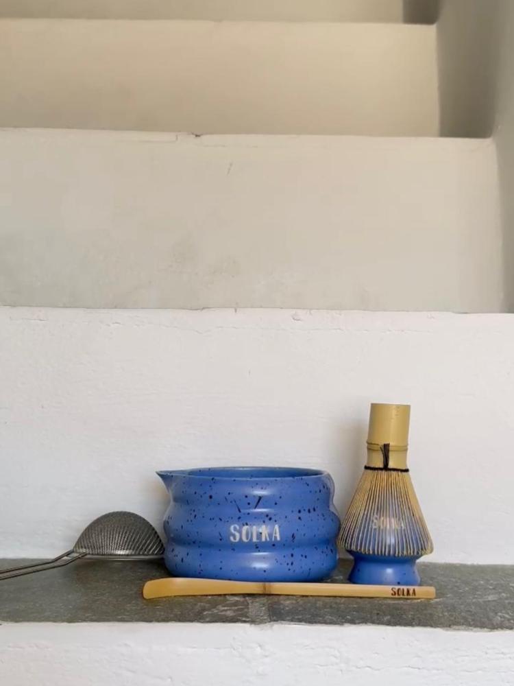 Matcha tea tools blue with small black dots