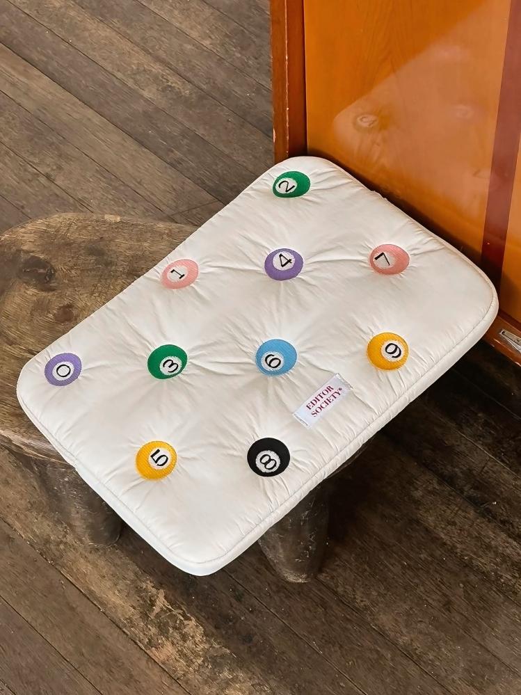 حقيبة باوتش  ارقام الحظ  للاجهزه المحموله  أنيقه وعمليه