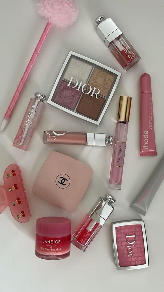 دليلك لاختيار أحمر الشفاه المثالي حسب لون بشرتك والمناسبة