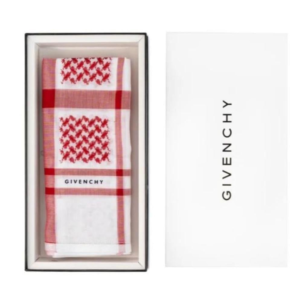 شماغين جيفنشي عادي + قماش جيفنشي