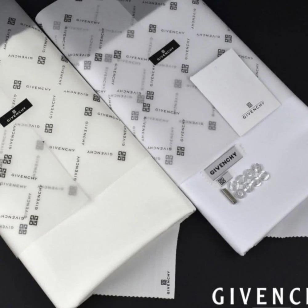 شماغين جيفنشي عادي + قماش جيفنشي