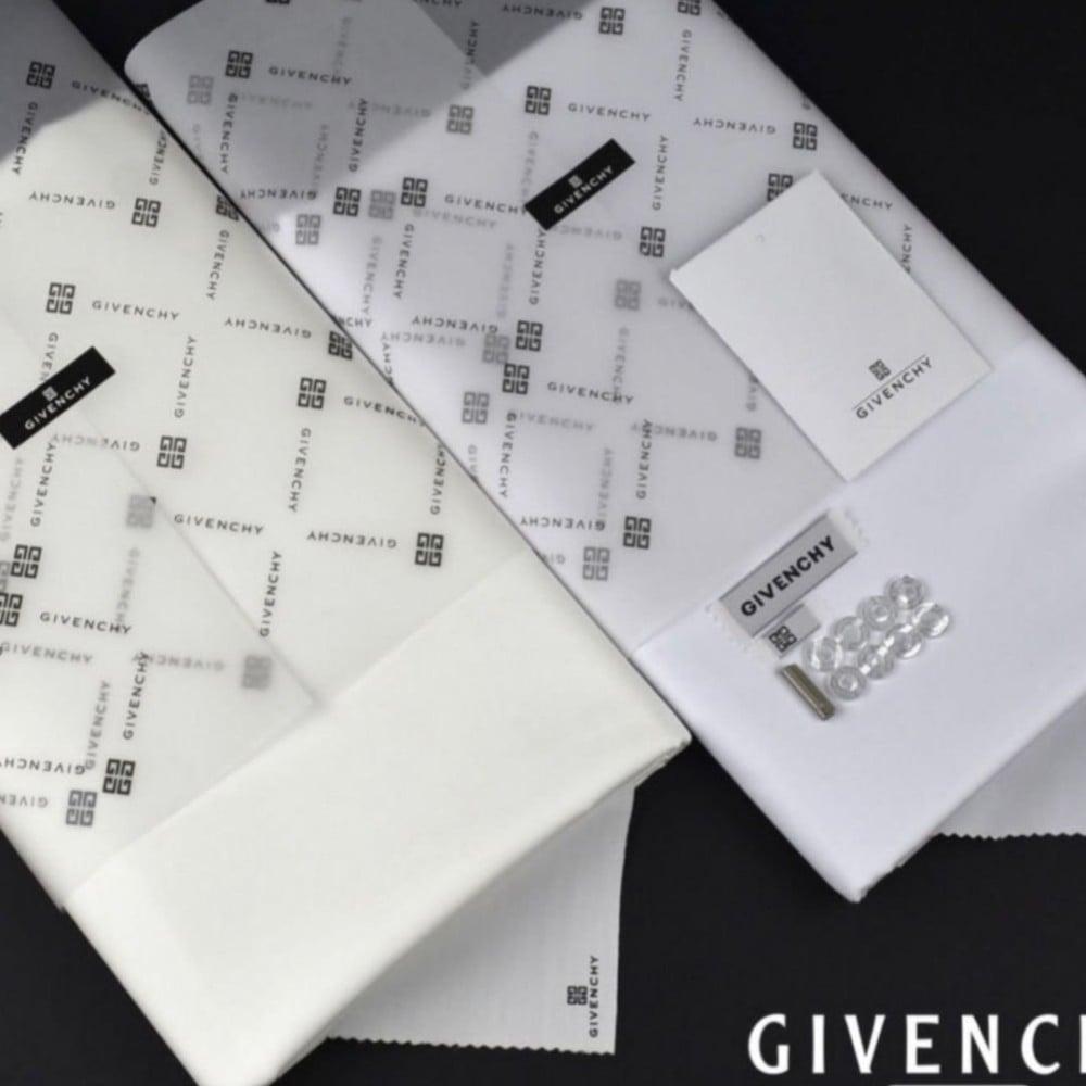 قماش جيفنشي ابيض