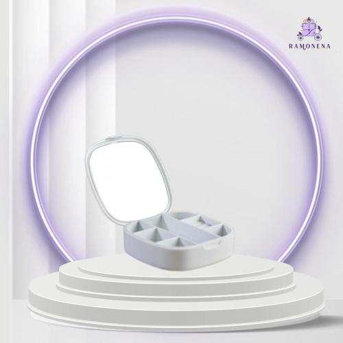 حقيبه اكسسورات لون ابيض مبطنه