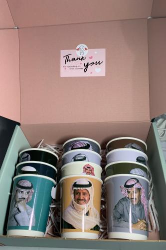 بوكس اكواب للفنان خالد عبدالرحمن