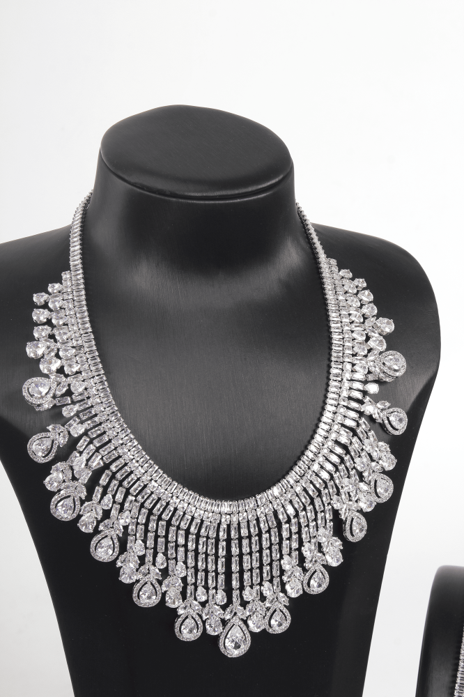 إكسسوار طقم زركون بتصميم أنيق