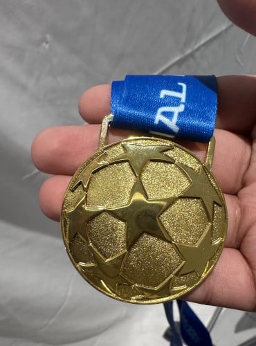 ميدالية دوري الأبطال 2018