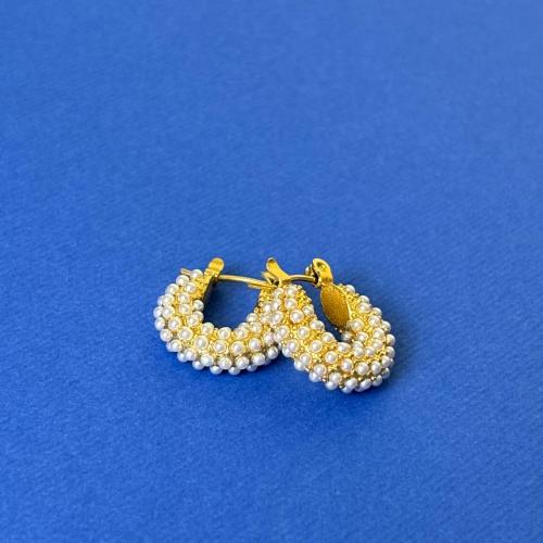 Pearls Earring