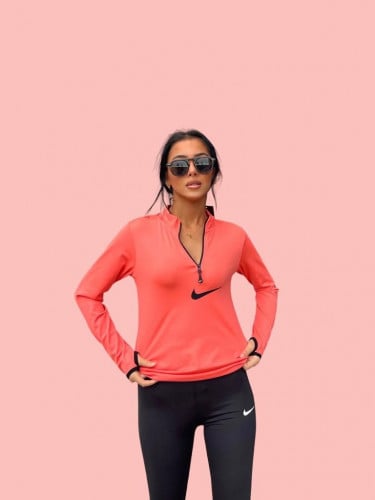Nike Women's Swoosh Run Midlayer orange Top
