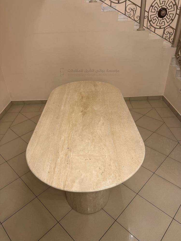 طاولة طعام رخام بيج