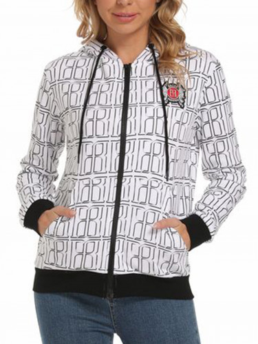 جاكيت أبيض و أسود