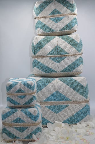 صناديق من الخوص الطبيعي مكونه من 5 صناديق بداخل بعضها بغطاء لكل صندوق (25سم،20سم،16سم،13سم،10سم)