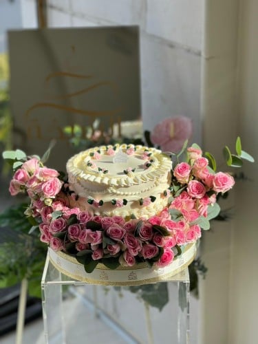 ستاند ورد مع كيك