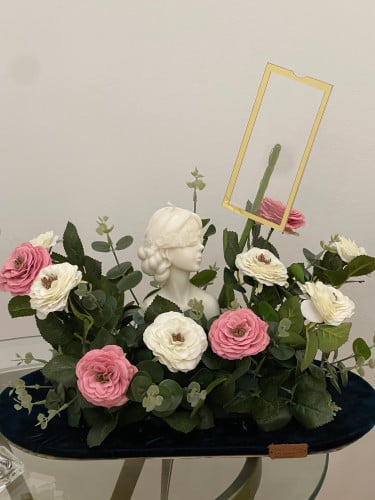 ستاند بتنسيق مع شمعه