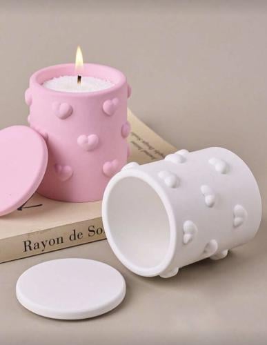 قالب سيليكون - وعاء بقلوب بارزة