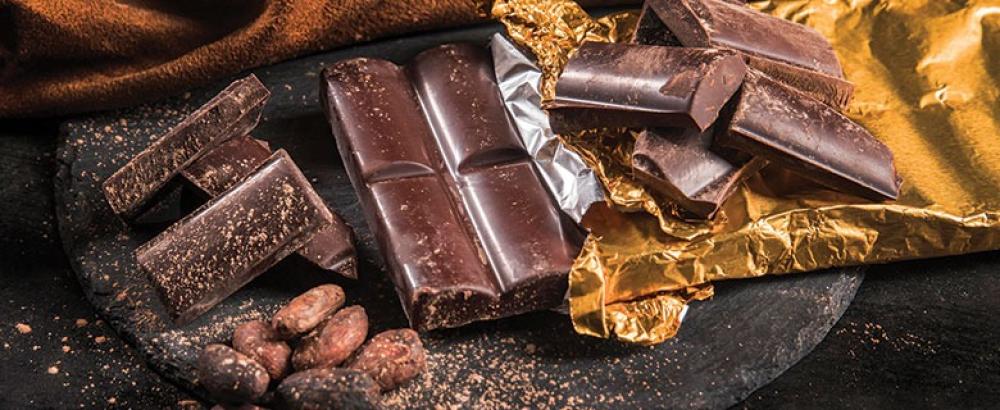 أسرار الشوكولاتة الفاخرة: 7 معايير لاختيار أفخم هدية تذوق في السعودية