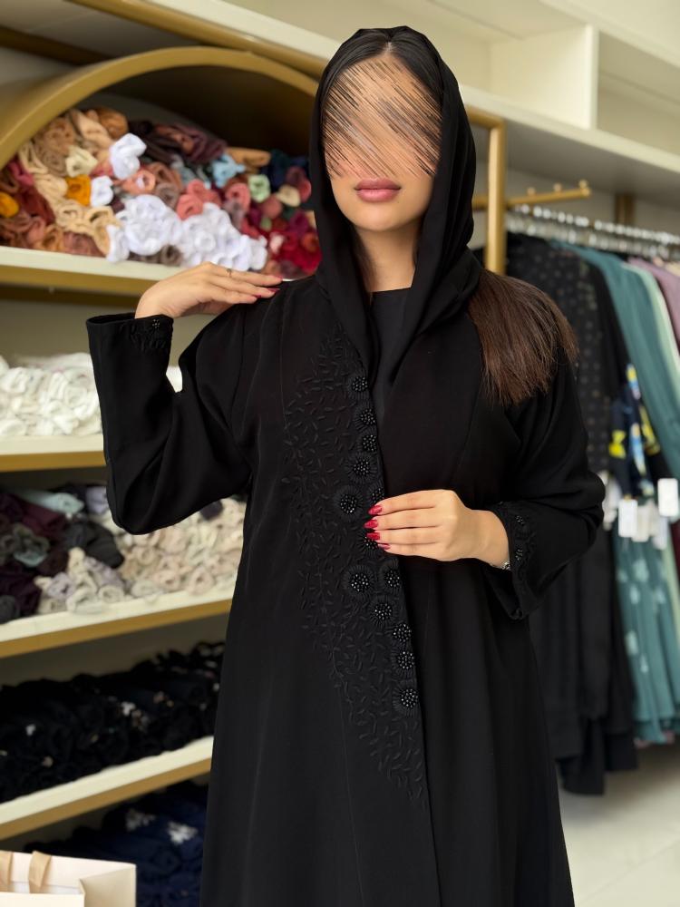 عباية توتا بقماش كريب الابداع بحياكة يدوية وشك اسود