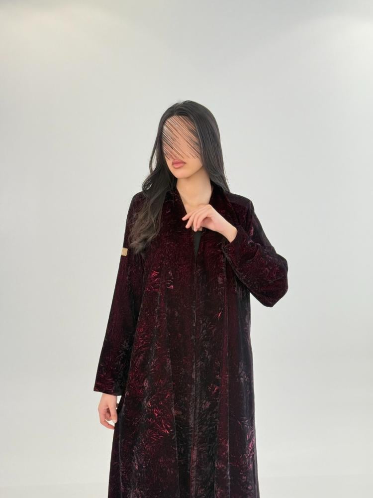 عباية علياء بقماش مخمل كوري مكسر عنابي